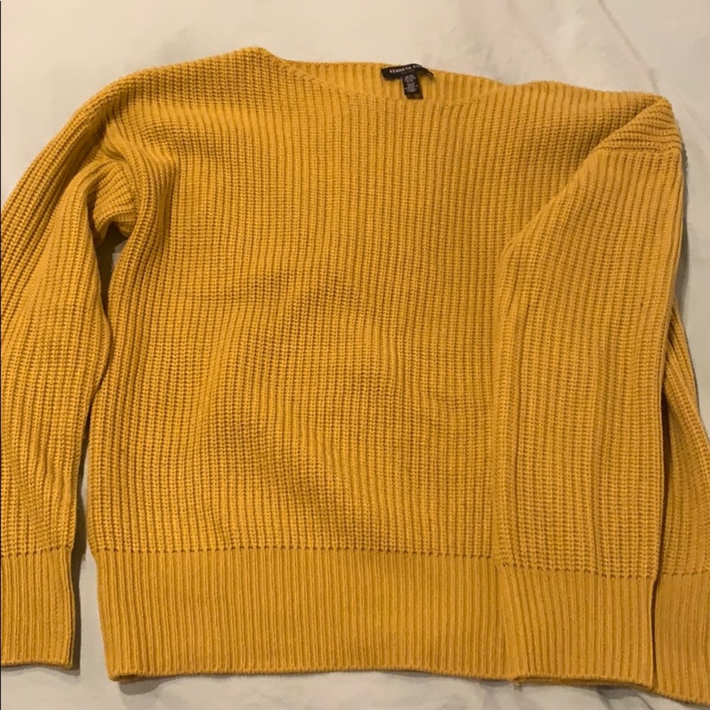 Yellow sweater